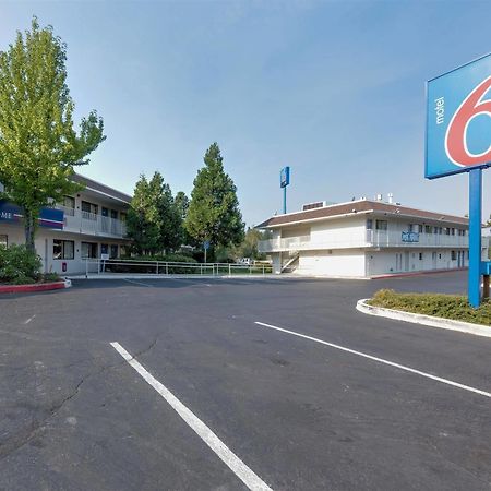 Motel 6 Weed - Mount Shasta Εξωτερικό φωτογραφία