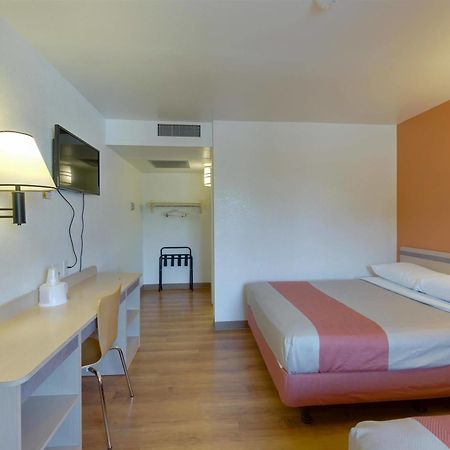Motel 6 Weed - Mount Shasta Εξωτερικό φωτογραφία